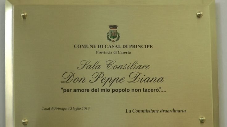 Intitolata a don Peppe Diana<br />l'aula consiliare di Casal di Principe<br />&nbsp;