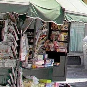 Anagrafe, adesso i certificati a Torino si possono fare anche in edicola 