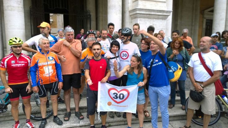 Il giro del mondo di due ciclisti romani: in sella &ldquo;dai  sette colli ai sette passi&rdquo;