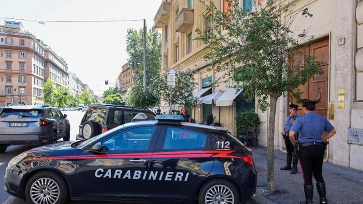 Cecchino di via della Giuliana, sette spari: colpite due donne