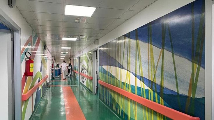 Napoli, arte nel reparto di Ematologia del Pascale: disegni e colori scelti dai pazienti
