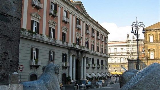 Coronavirus, a Napoli morto un funzionario della Prefettura