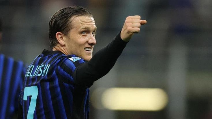 Le pagelle di Inter-Cagliari: la perla di Zielinski, Mina molla troppo presto