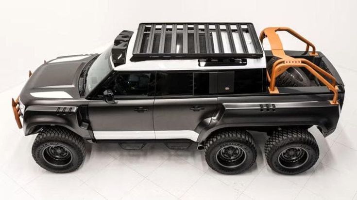 Apocalypse World Ender 6x6, quando un semplice Land Rover Defender non basta