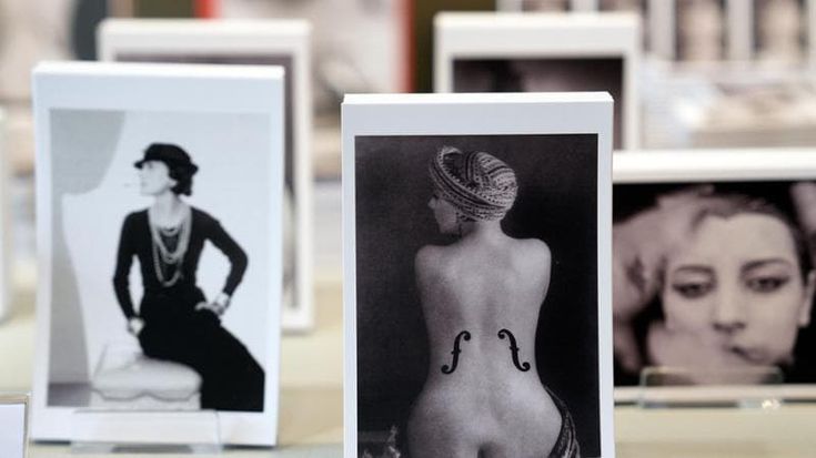 Dall’eros alla moda, le forme di luce nelle foto di Man Ray