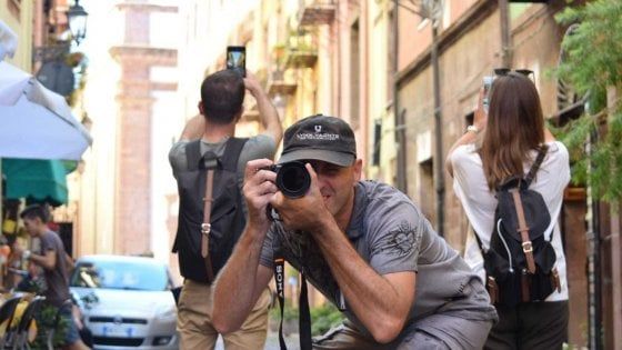 Passione Instagram, macchina fotografica o cellulare per cogliere le bellezze della Sardegna  