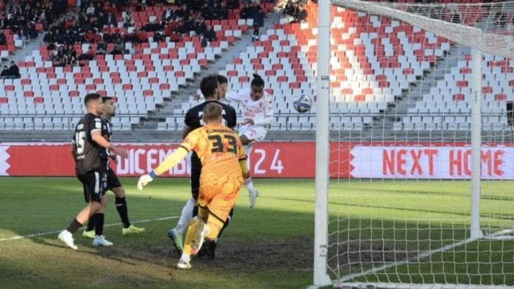 Dorval regala al Bari la vittoria sul Cesena di Mignani. Per Longo 14esimo risultato utile