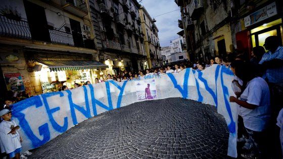 La paranza dei bambini nella guerra di Napoli