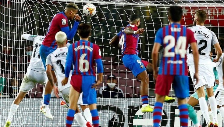 Spagna, il Barcellona si salva allo scadere: 1-1 con il Granada, ma la crisi resta aperta