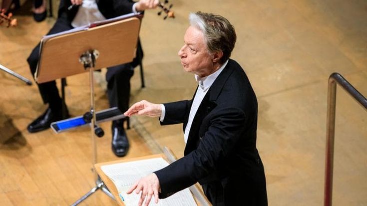 Al Comunale Roberto Abbado e l’Idomeneo metafisico