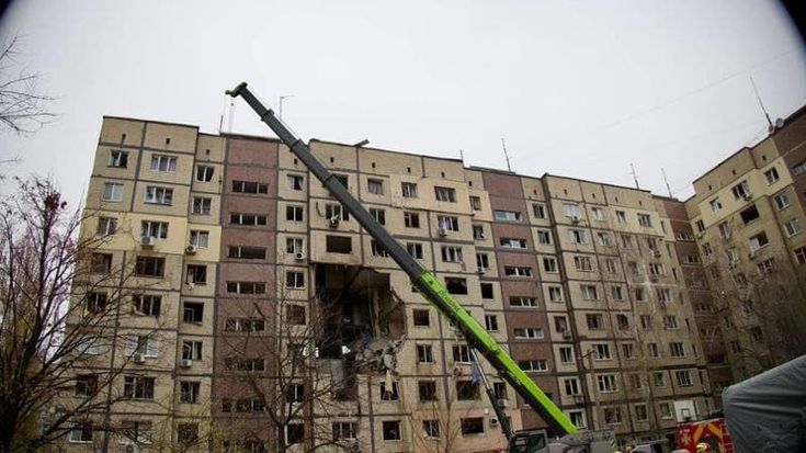 Guerra Ucraina - Russia, le news dell’8 novembre. Prodi: “Trump riceve Orban per spaccare Ue”. Raid russi su infrastrutture
