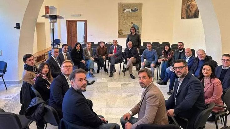 Ricorsi e alleanza con De Luca, le spine del campo progressista