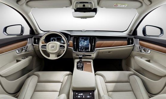 Volvo Serie 90, la sicurezza sposa la connettività