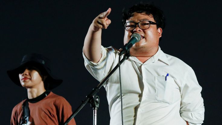 Thailandia, parla il leader dei ribelli: "La gente è stanca di un'élite corrotta. È l'ora di cambiare"