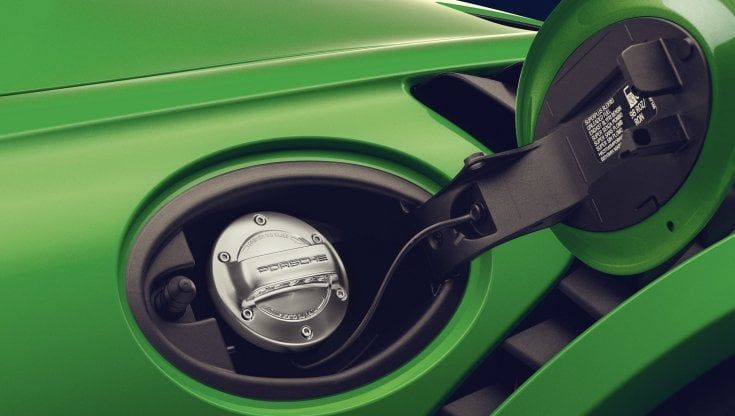 Non solo elettricità e idrogeno, arrivano gli e-carburanti