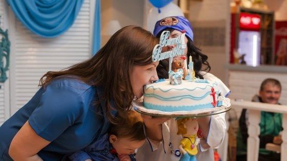 "Crescere con due mamme non danneggia lo sviluppo mentale del bambino"
