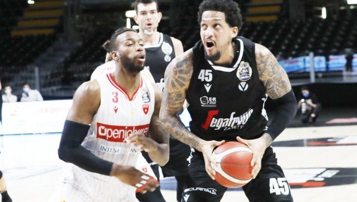 La Virtus piega Varese, Djordjevic la vede da casa