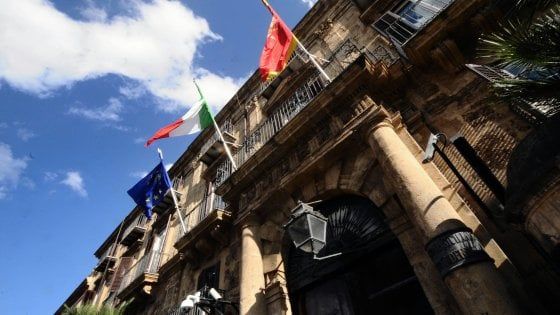 Enna, la Regione manda gli ispettori per i concorsi al Comune prima del voto