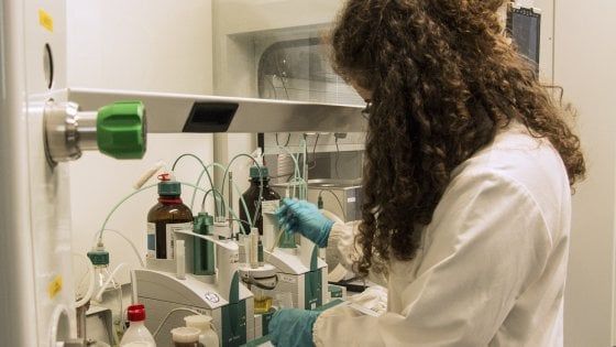 Potenza, a Viggiano il laboratorio di analisi chimiche dell'Eni
