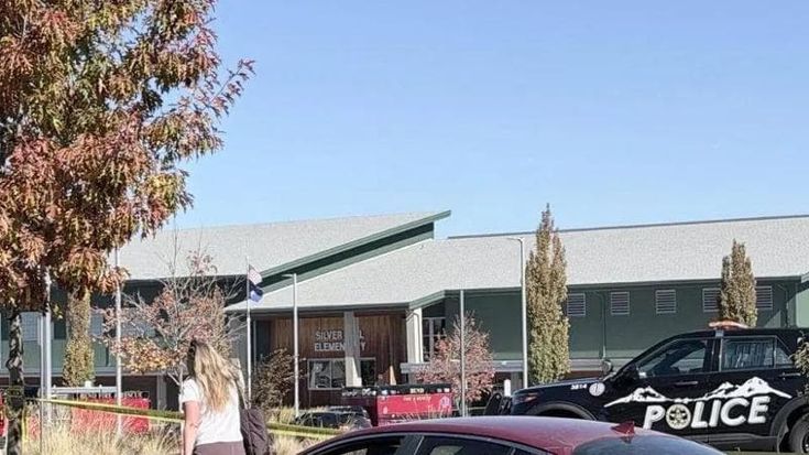 Sparatoria in una scuola elementare in Oregon: uccisi tre bambini e un adulto. Morto l’attentatore, un ragazzo di 16 anni