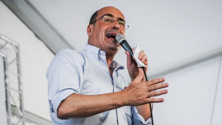 Zingaretti evita rotture con Renzi ma il caso Lotti imbarazza il Pd