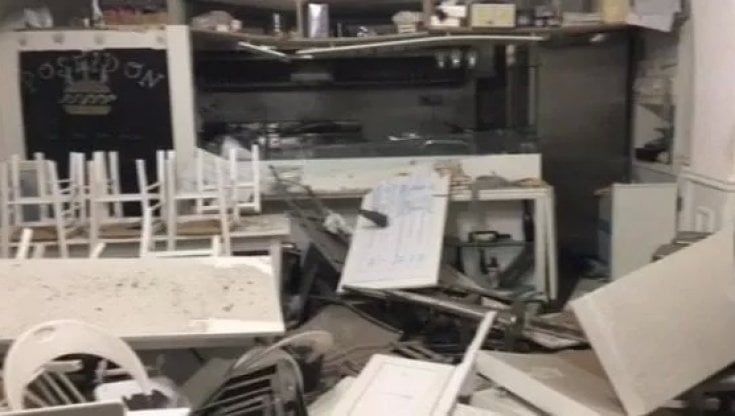 Il ritorno delle bombe a Foggia, danneggiato un ristorante già nel mirino: è il quarto attentato in 10 giorni