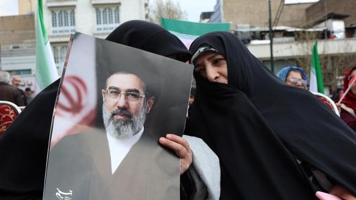 I due volti del regime iraniano: uniti sul fronte di guerra, divisi sui negoziati di pace