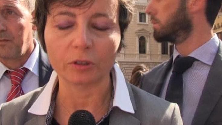 Femminicidio, ministro Carrozza: "Il rispetto inizia a scuola"