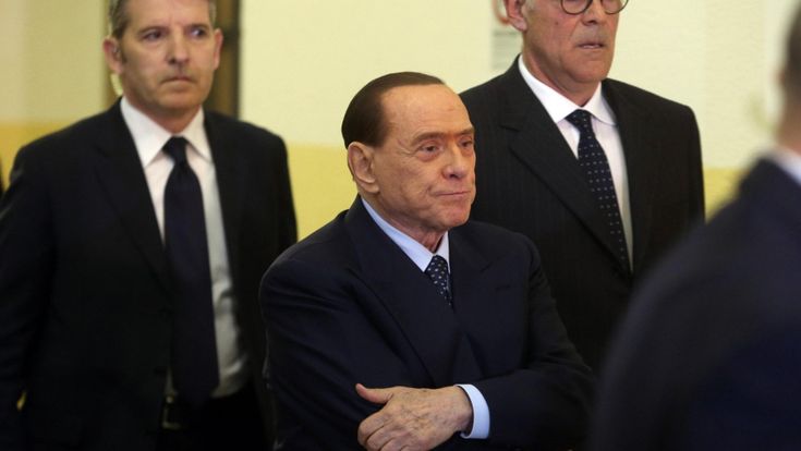 Berlusconi sale al Colle come Cavaliere: “No ai diktat grillini”
