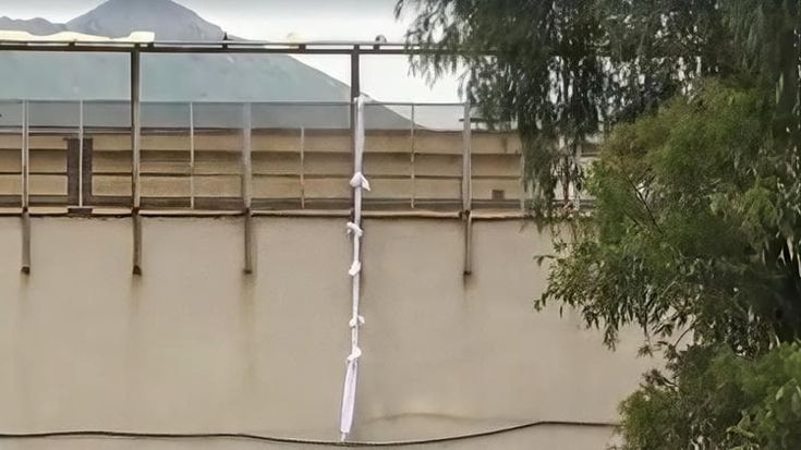 Il malore e le telecamere spostate, i “buchi” della fuga dal Malaspina