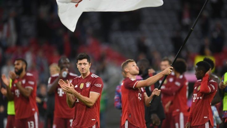 Bundesliga, il Bayern ne fa 5 all'Hertha. E Lewandowski batte un altro record di Gerd Muller