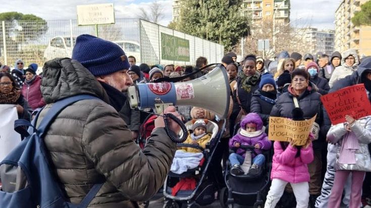 Decreto Caivano al Quarticciolo, movimenti e associazioni protestano sotto il V municipio