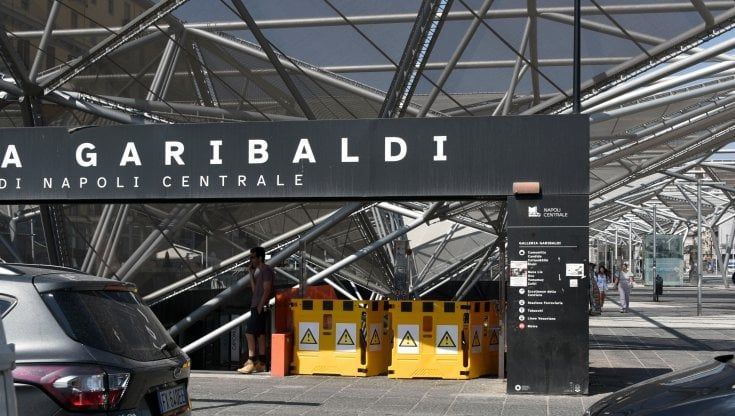A Napoli nasce una cordata di imprenditori: "Recuperiamo piazza Garibaldi"