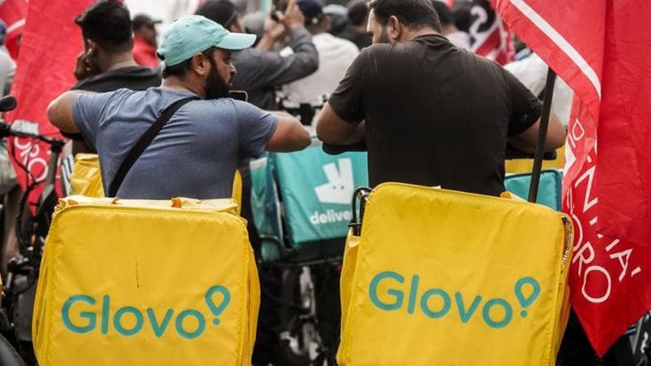 Solare, mascherina e scarpe antiscivolo, il Tribunale a Glovo: “Garanzie per i rider”