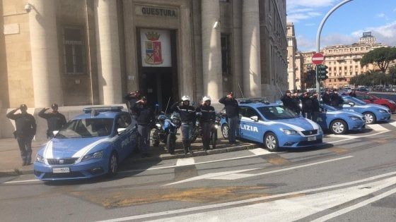 Coronavirus, bandiere a mezz'asta a Genova  e in tutta la Liguria