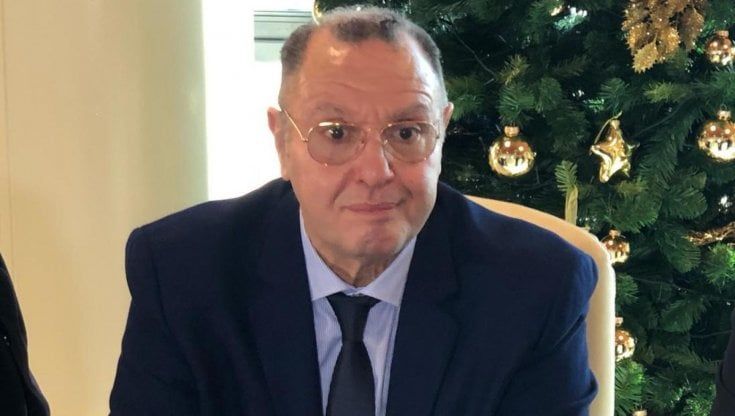 Calabria, si dimette il commissario per la sanità Cotticelli. Il cdm nomina Zuccatelli: "Sono frastornato, anch'io contagiato dal Covid"
