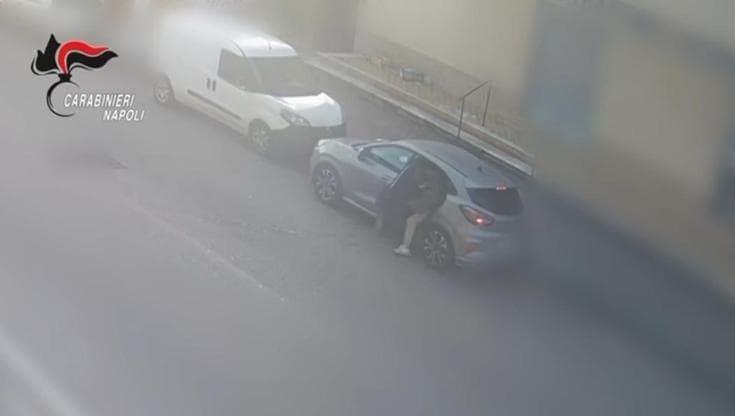Rapina da 2,5 milioni a corriere Apple a Castellammare, 4 arresti