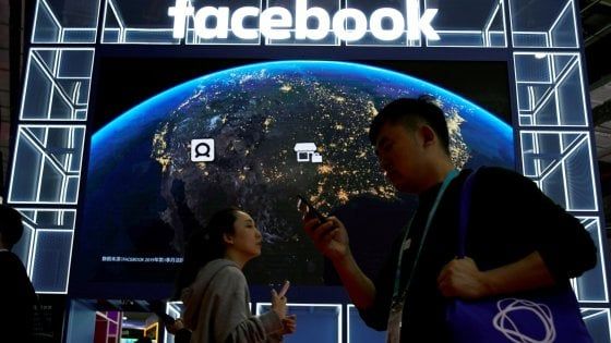 Elezioni Usa 2020, Facebook mette al bando i video deepfake