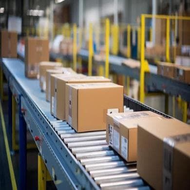 Tax on non-EU mini-parcels: government postpones again; €2 levy delayed until 2027