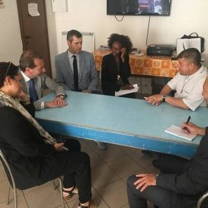 Migranti a Ventimiglia, via dal fiume e al più presto una soluzione per i minori non accompagnati