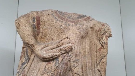 Archeologia, riunite a Roma le antefisse "gemelle": create insieme e separate dalla storia