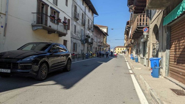 Porsche travolge e uccide un uomo di 83 anni a due passi da casa