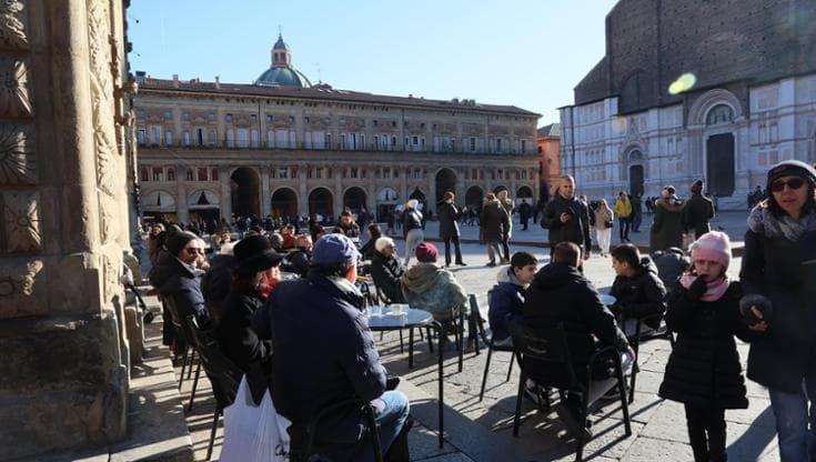 Qualità vita, Bologna risale posizioni: è quarta. Lepore: “Sulla sicurezza abbandonati dal governo”