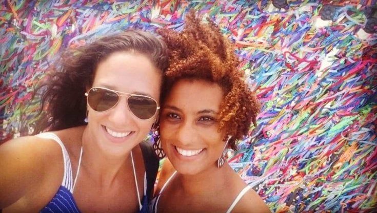 Brasile, la vedova di Marielle Franco eletta a Rio per continuare la battaglia dell'attivista uccisa