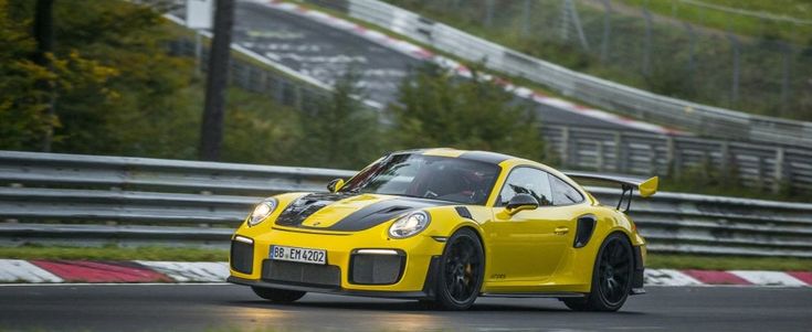 Porsche GT2 RS, ancora record