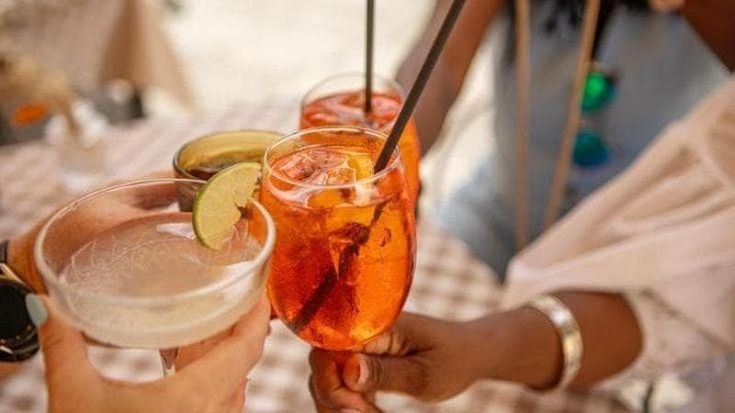 Alcol test gratuiti in farmacia, il progetto nato a Napoli per tutelare i più giovani
