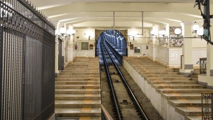 Napoli, sciopero Usb: chiudono le funicolari Centrale, Chiaia e Montesanto