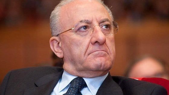 Autonomia, cresce l'allarme. Il governatore De Luca a Conte: "Unità a rischio". Carfagna: "I costi non siano scaricati sul sud"