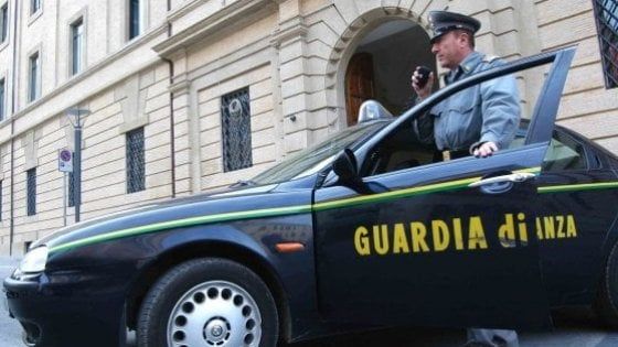 Dal Cafè de Paris al Molo: il grande assedio ai locali di Roma, tra clan e truffatori 