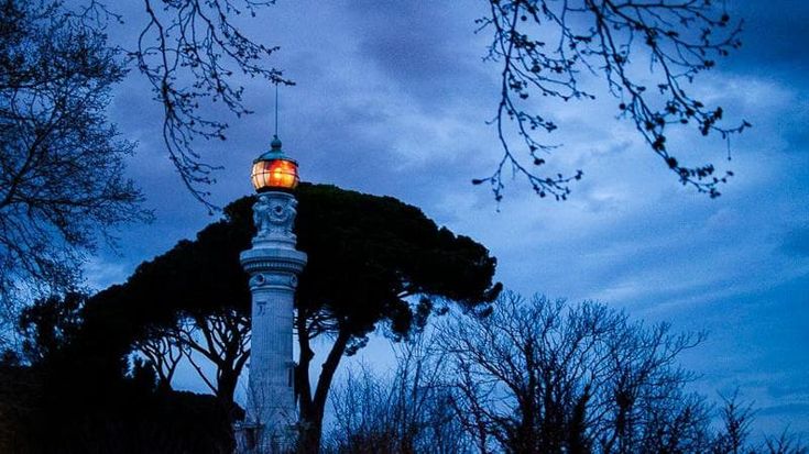Roma accende il Faro del Gianicolo per i desaparecidos a 50 anni dal golpe in Argentina